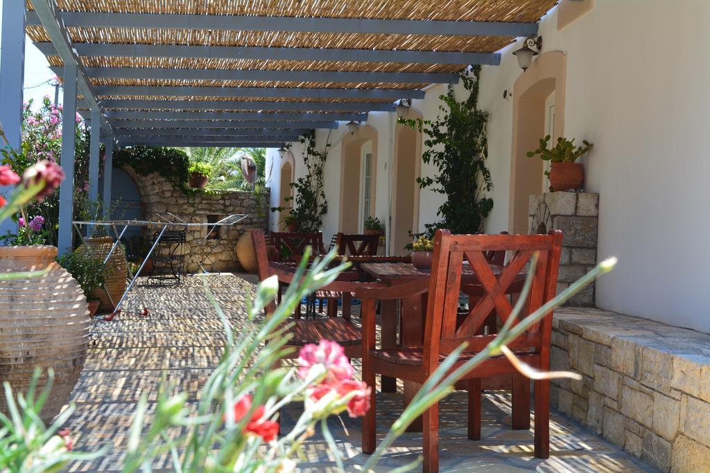 Volta Stonehouse Apartments Fratsia Екстериор снимка