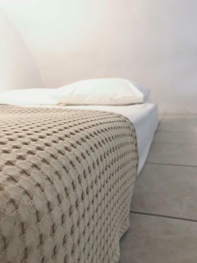 Volta Stonehouse Apartments Fratsia Екстериор снимка